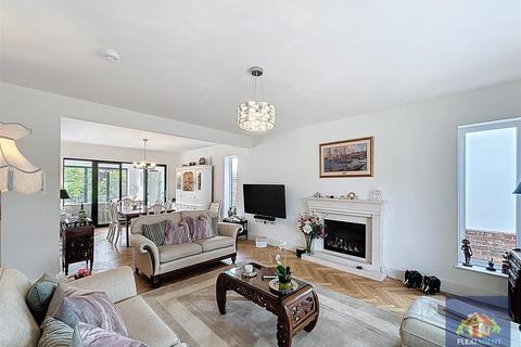 undefined, Sherringham Road, Southport PR8