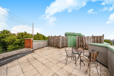 2 bedroom flat for sale, Jubilee Heights, Shoot Up Hill, Kilburn, London