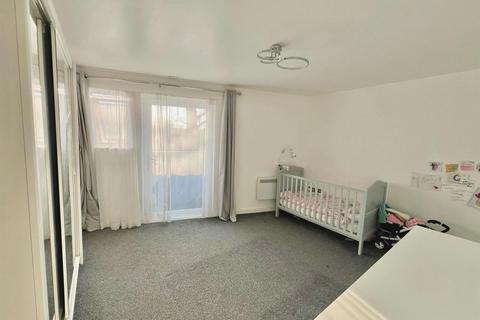 Flat 307, Prioress House, 5 - 7 Loxford Road, Barking, IG11 8SD