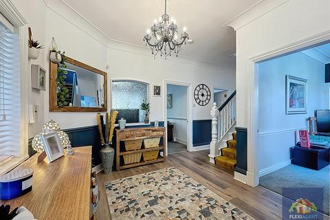 undefined, Belvedere Road, Southport PR8