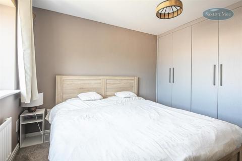 2 Brooke Close, Deepcar, Sheffield, S36 2AH