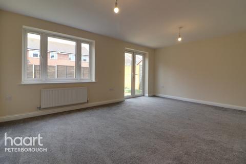4 bedroom detached house to rent, Westcroft, PETERBOROUGH