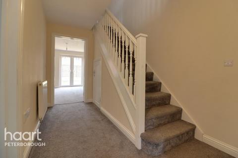 4 bedroom detached house to rent, Westcroft, PETERBOROUGH