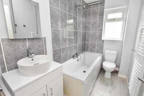4 bedroom detached house for sale, Took Drive, South Woodham Ferrers