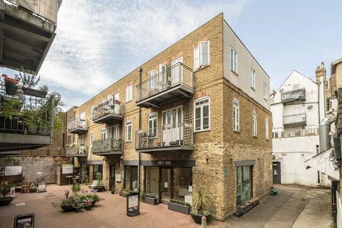 Hildreth Street Mews, London SW12