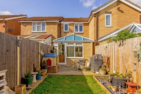 14 Hambleton Close, Worcester Park, KT4 8JL