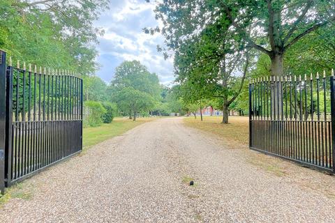 undefined, Back Road, Tolleshunt D'arcy, Maldon, CM9