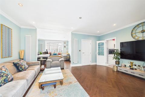 4 bedroom detached house for sale, Taplow Road, Taplow, Maidenhead, Buckinghamshire, SL6