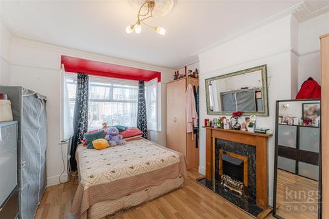 3 bedroom house for sale, Mafeking Road, London