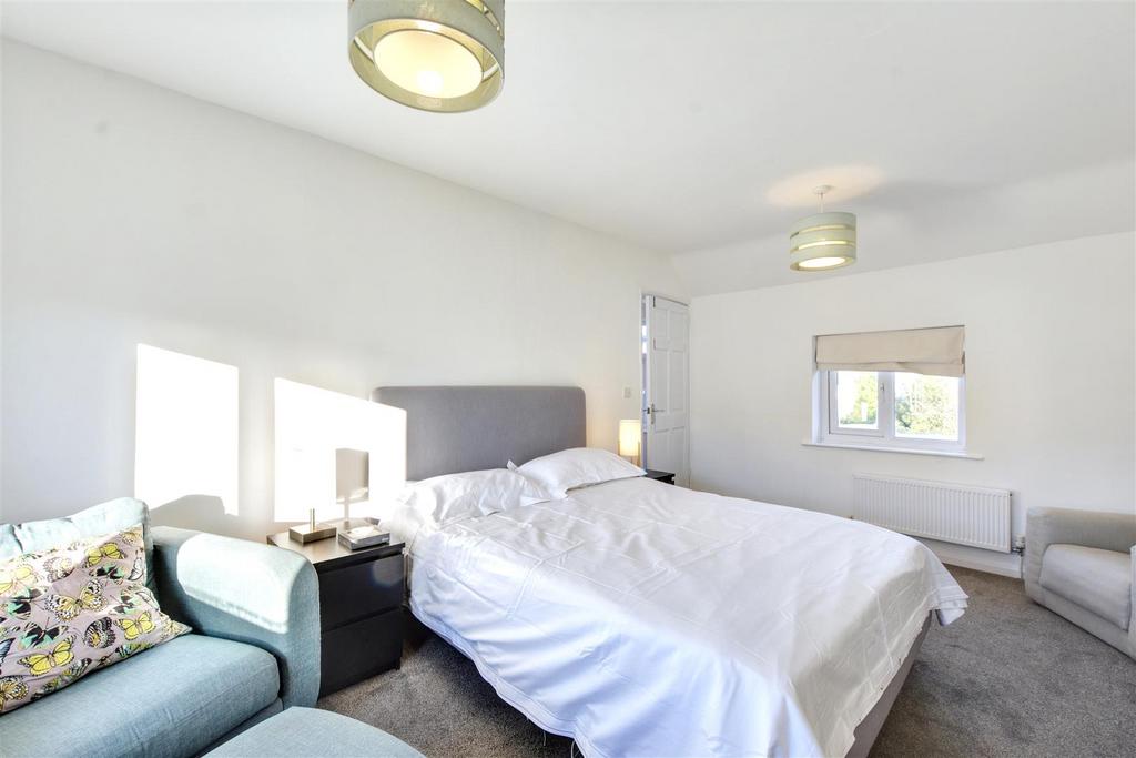 Bedroom 1 2.jpeg