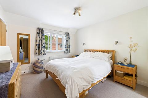 4 Abrey Close, Great Bentley, Colchester, CO7 8FA