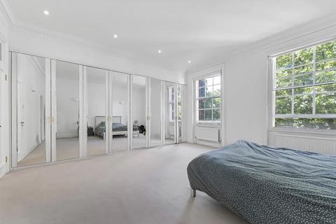 4 bedroom apartment to rent, Park Road, St John's Wood, NW8