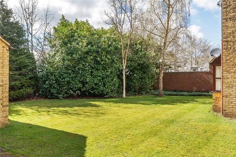 8 Jasmin Close, Northwood, HA6 1DH