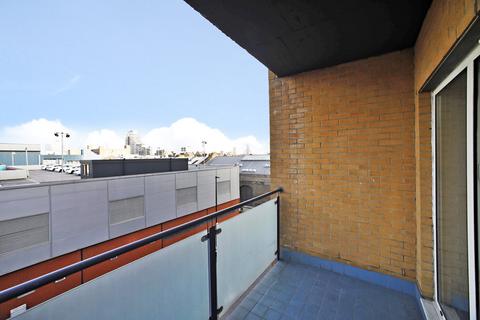 2 bedroom apartment to rent, 2, Artichoke Hill, London, E1W