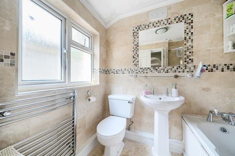 38 Eglinton Road, Swanscombe, DA10 0HS