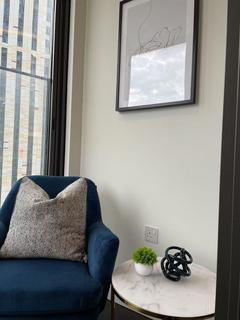 1 bedroom apartment to rent, Bondway, London SW8