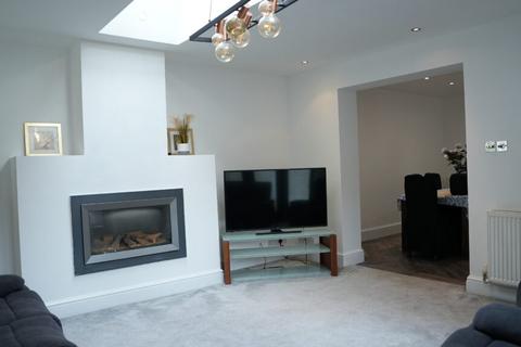37 Riverside Gardens, Barrow-in-furness, LA13 0DD