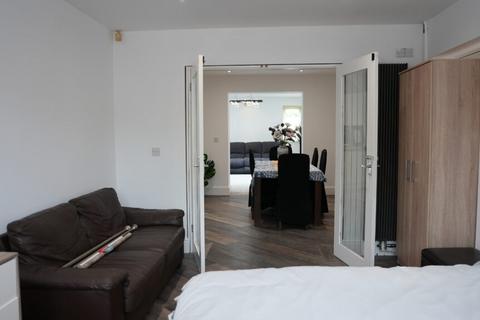 37 Riverside Gardens, Barrow-in-furness, LA13 0DD