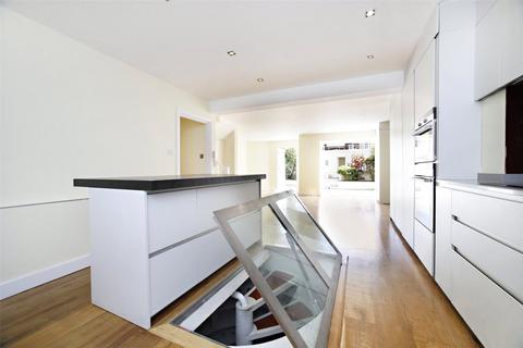 undefined, Goldhawk Road, London, W12