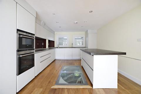 4 bedroom detached house to rent, Goldhawk Road, London, W12