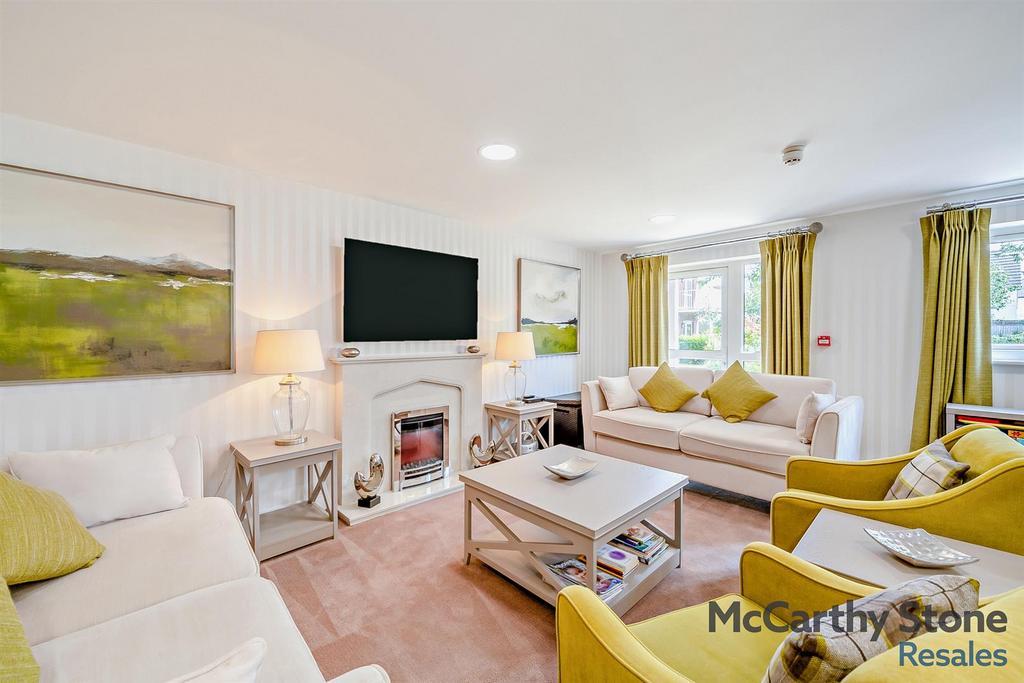 Homeowners Lounge
