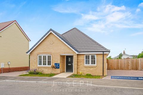 2 bedroom detached bungalow for sale, Cedar Close, Bacton, IP14