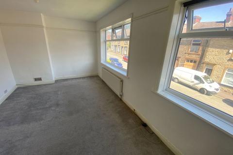 37 Farrow Street, Shaw, Oldham, OL2 7AD