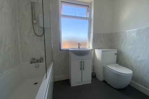 37 Farrow Street, Shaw, Oldham, OL2 7AD