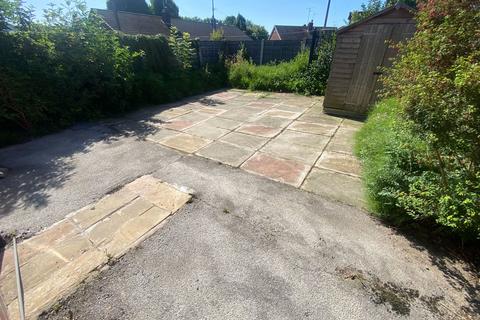 37 Farrow Street, Shaw, Oldham, OL2 7AD