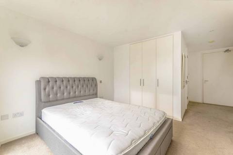 New Providence Wharf, Canary Wharf, London, E14