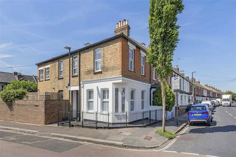 9 Elmtree Road, Teddington, TW11 8SJ
