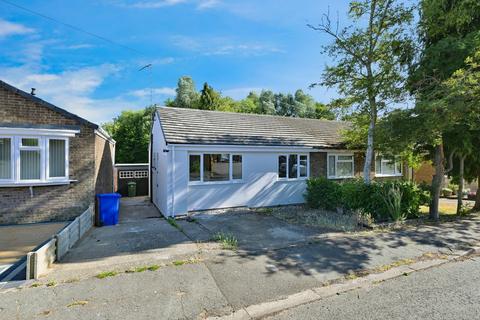 17 Hillside Crescent, Weldon, Corby, NN17 3HF