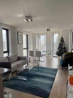 3 bedroom apartment to rent, Williamsburg Plaza, London E14