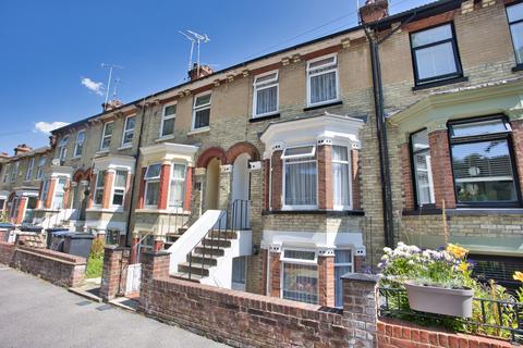 3 bedroom terraced house for sale, Crabble Avenue, Dover, Kent, CT17