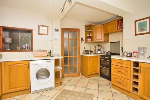 3 bedroom terraced house for sale, Crabble Avenue, Dover, Kent, CT17