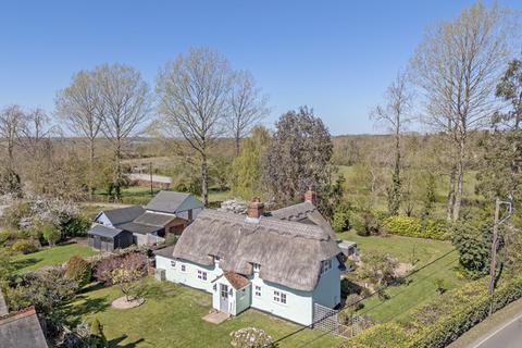 3 bedroom detached house for sale, Beazley End, Essex CM7