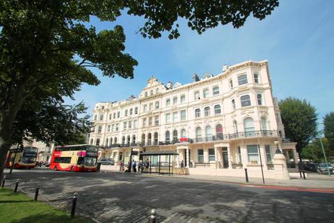 2 bedroom flat to rent, Church Road, Hove