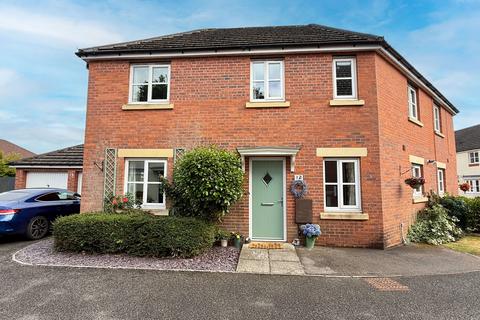 3 bedroom semi-detached house for sale, Coppice Gardens, Hollywood, B47 5JJ