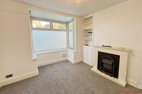 5 bedroom semi-detached house to rent, Newton Street, Newark, NG24