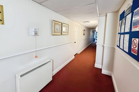 1 bedroom flat for sale, Flat 9, Malin Court, School Road, Alcester, Warwickshire B49 5DJ