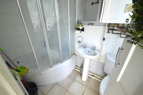2 bedroom terraced house for sale, Grafton Road, Dagenham