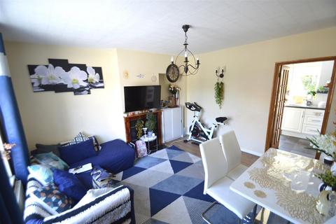 2 bedroom terraced house for sale, Grafton Road, Dagenham