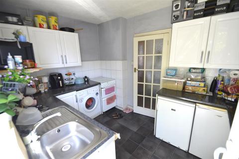 2 bedroom terraced house for sale, Grafton Road, Dagenham