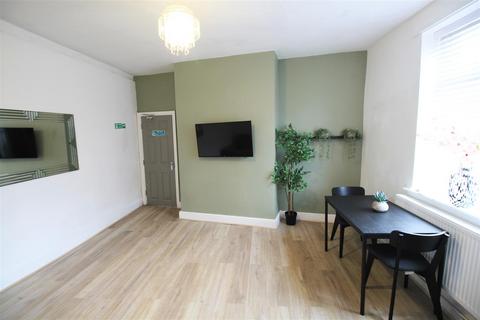 undefined, Shaw Road, Oldham OL2