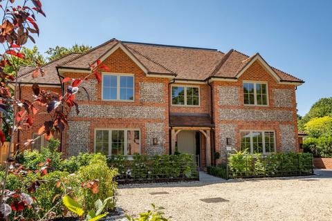 4 bedroom detached house for sale, Church Farm Cottages, Woodman Lane, SO21