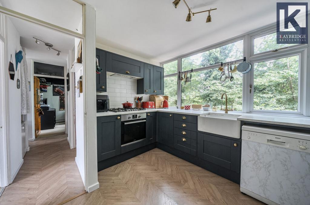 Grange Mansions Kingston Road, Epsom - KT17 2 AD