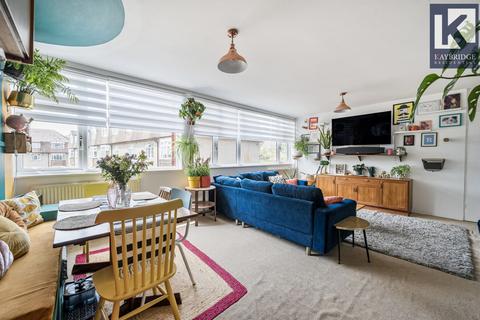 undefined, Kingston Road, Epsom, KT17