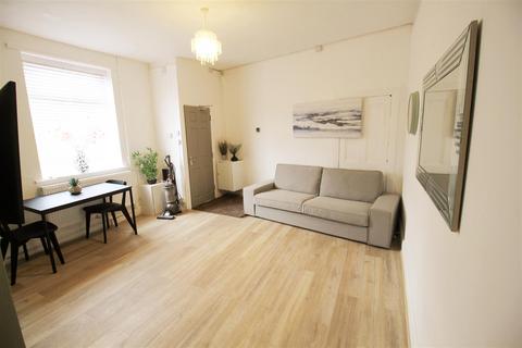 undefined, Shaw Road, Oldham OL2