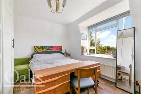 Flat 5, 10 Howden Road, London, SE25 4AS