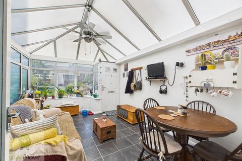 15 Margetts Place, Lower Upnor, Rochester, ME2 4XF
